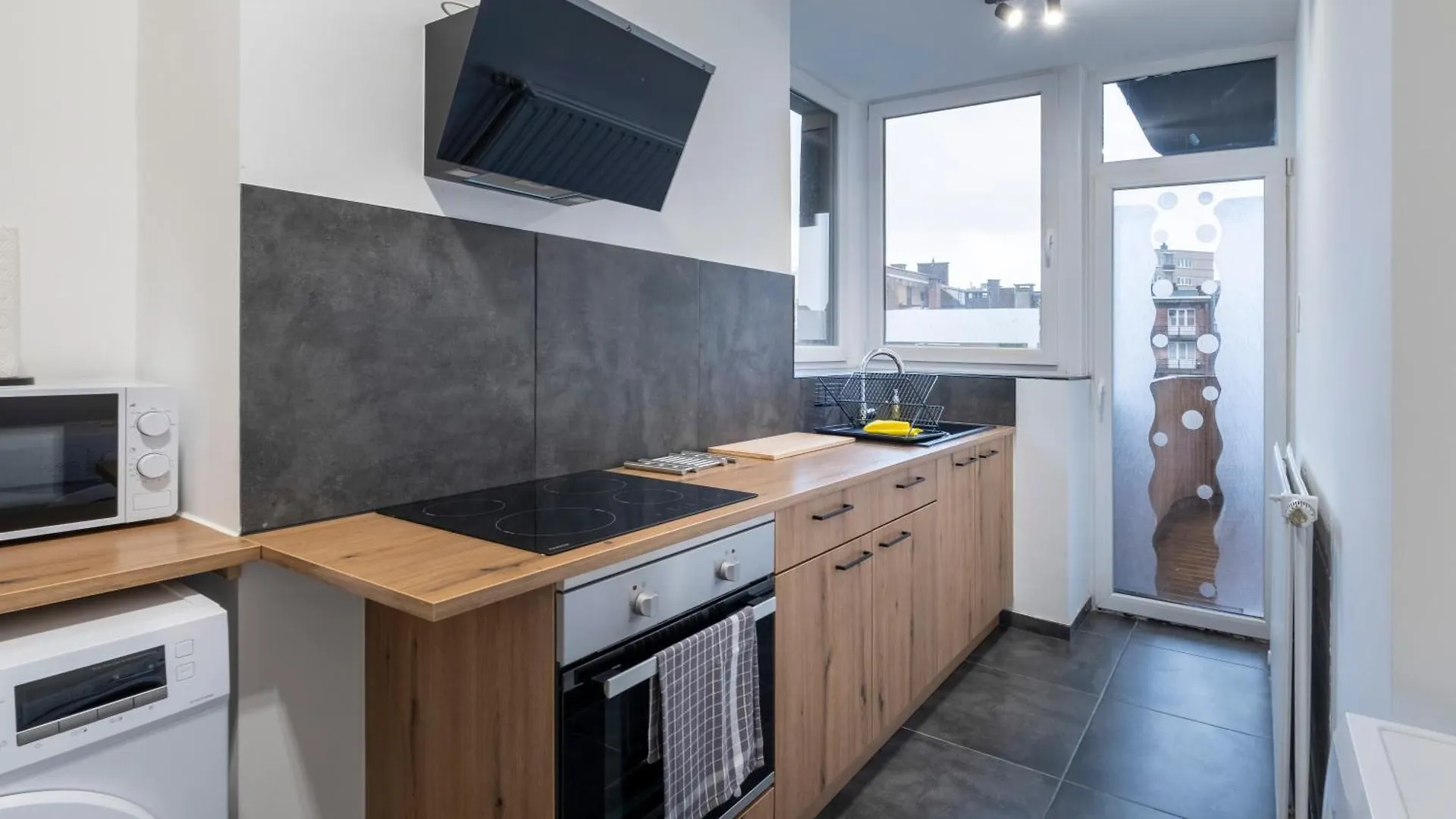 AMG - Deluxe Apartments Charleroi